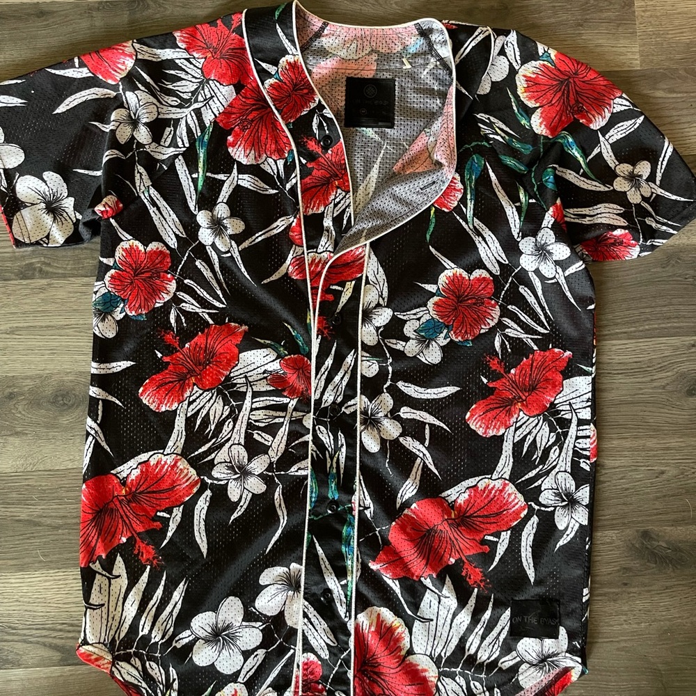 On the byas mesh floral jersey